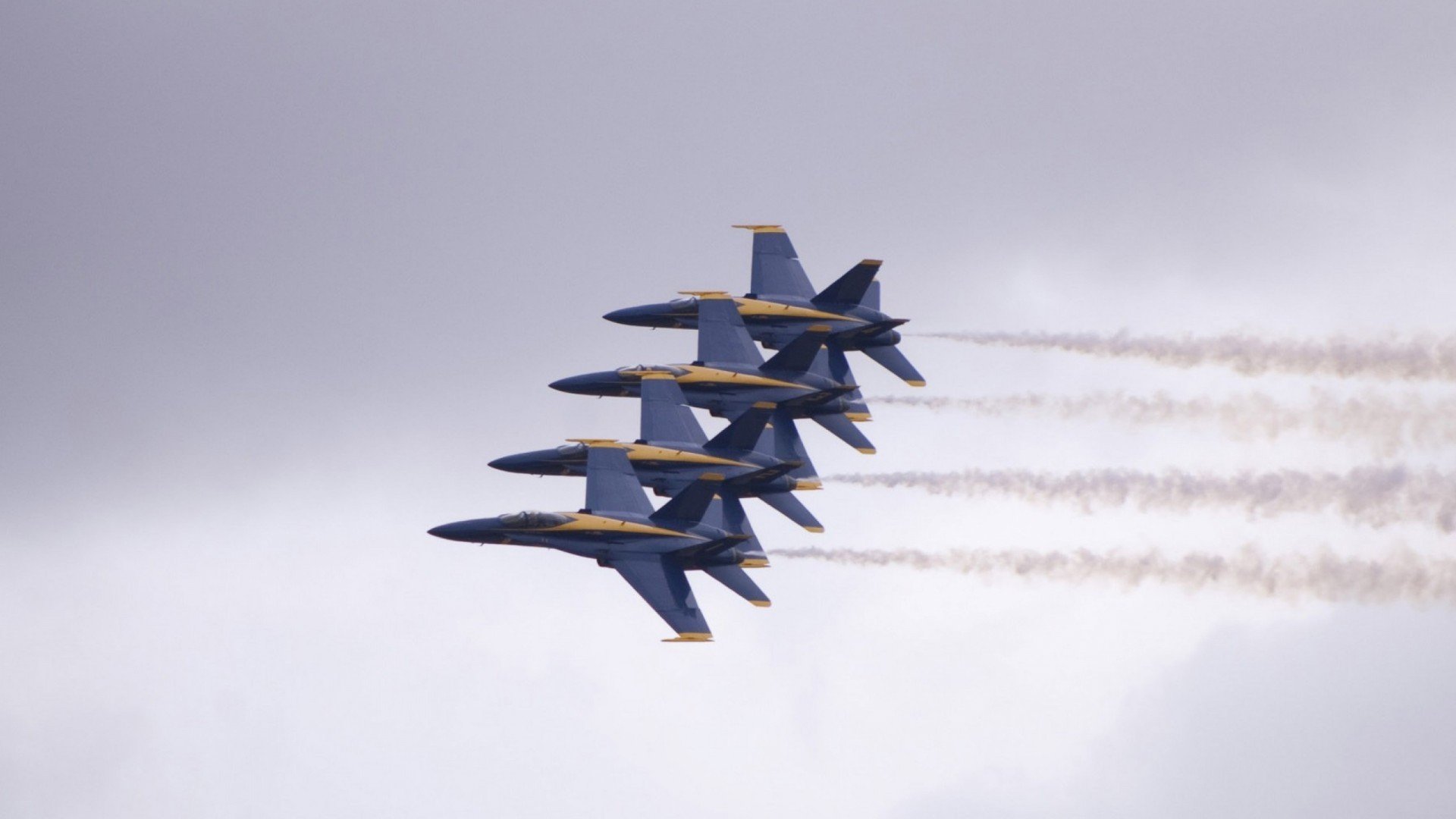 意甲场场精彩:场面火爆,比分胶着,意甲及时比分