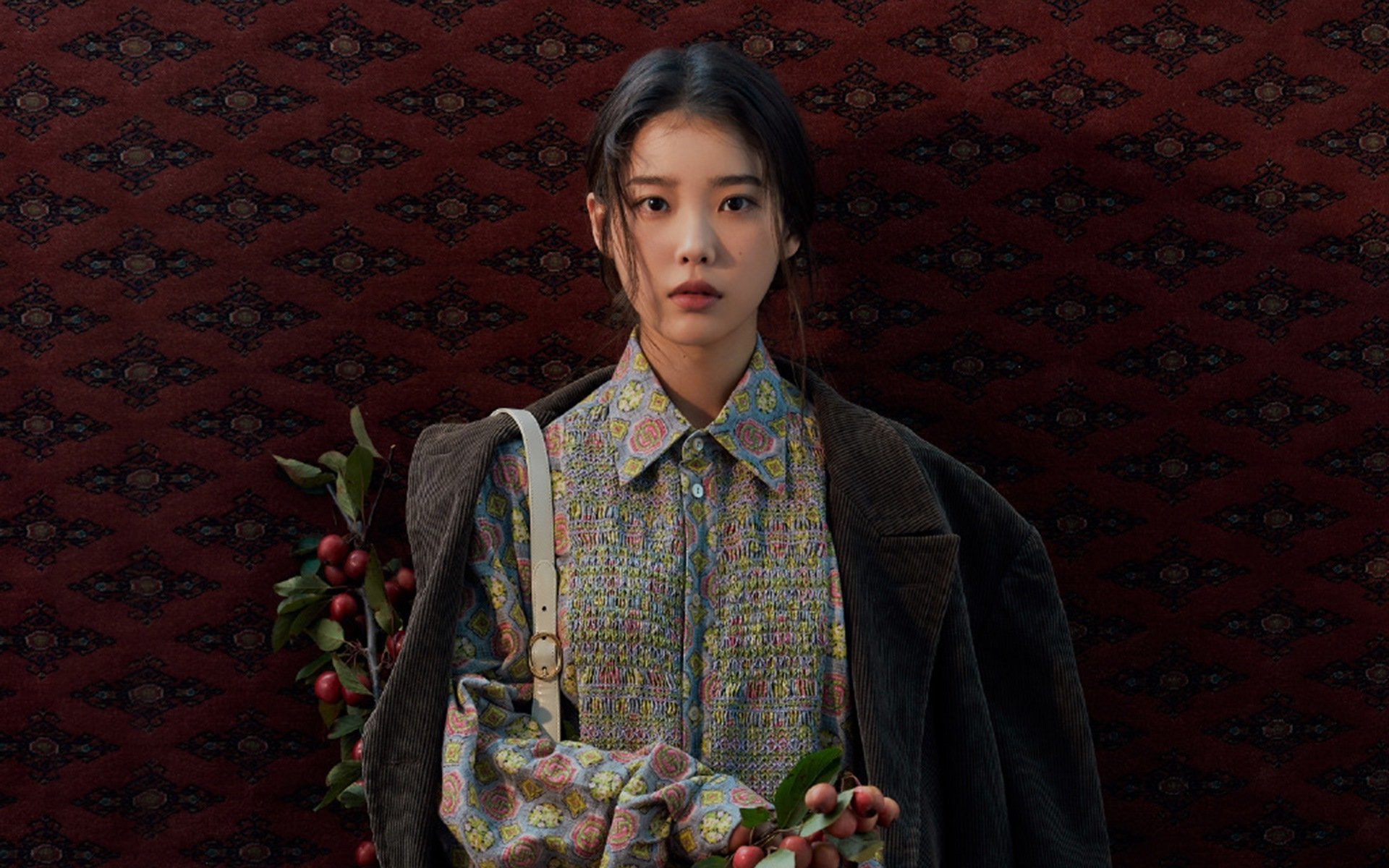 苏炳添与年轻选手交流起跑技术细节，苏炳添的起跑技术