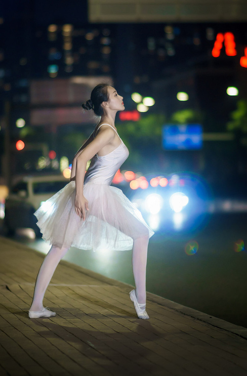 跳水稳中求胜南非女将步步为营,跳水女王